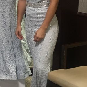 Dress full length size 1/2 new never worn